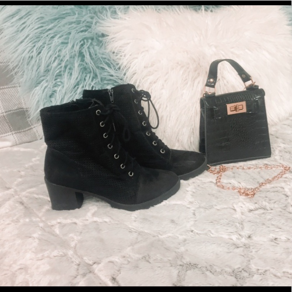 Cute black booties!